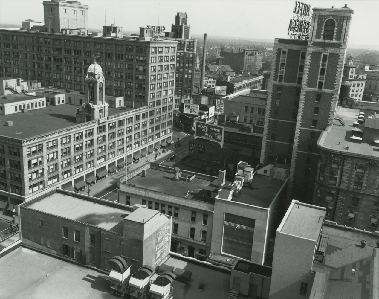 Main Street from Lincoln Rochester Building, now the Metropolitan – photo from City of Rochester