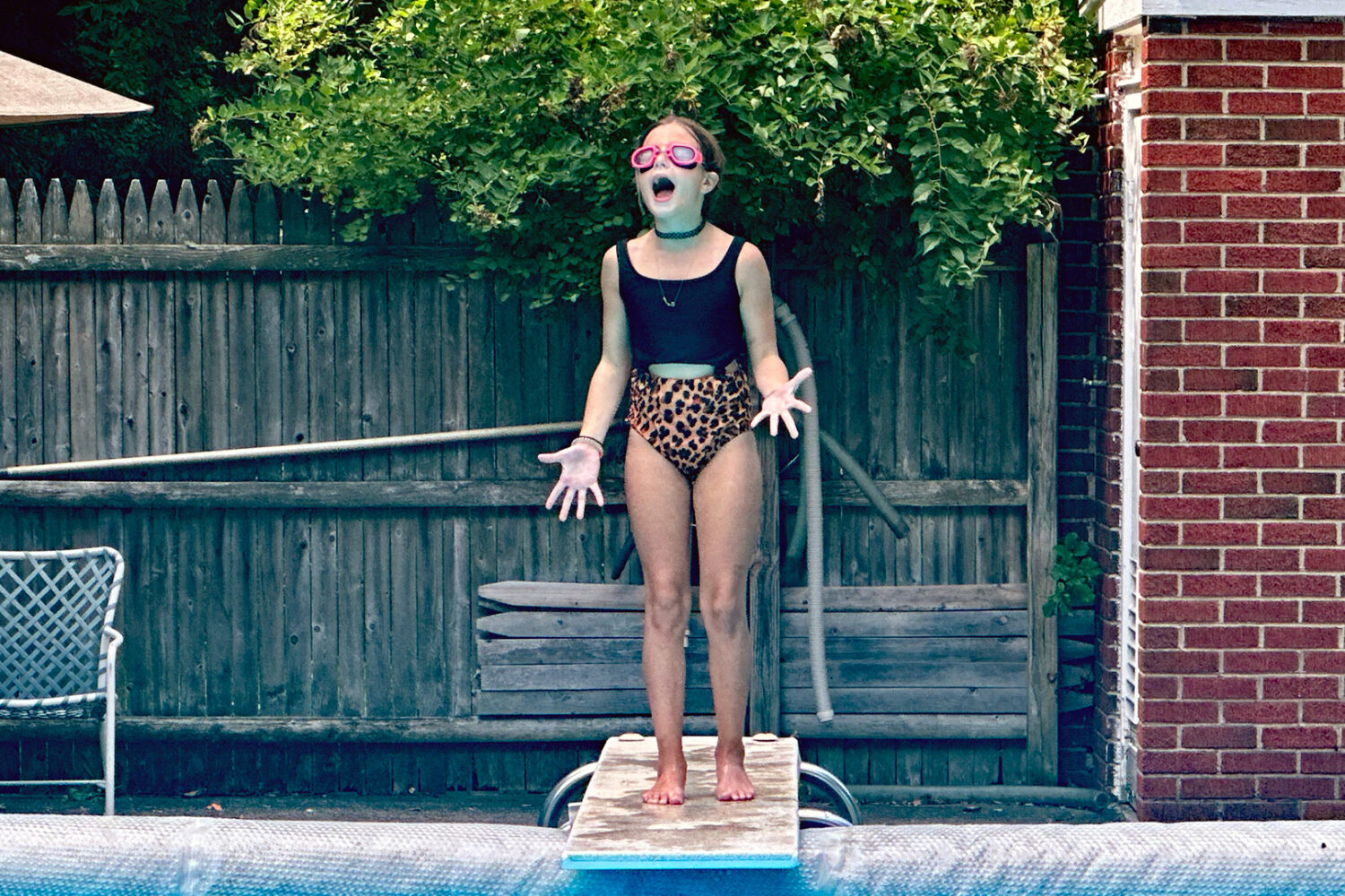 Penelope's drama queen on diving board