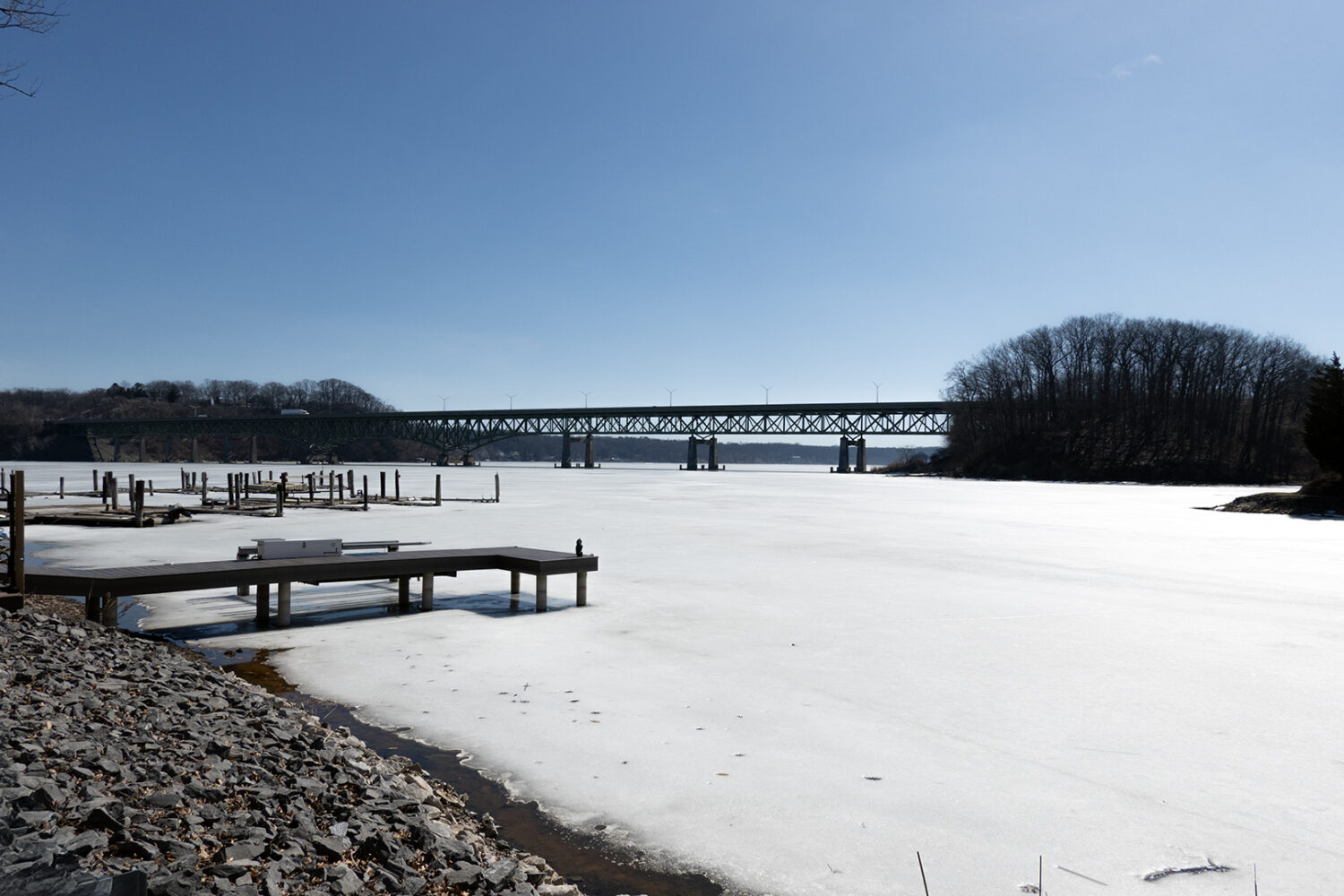 Irondequoit Bay from the end of Seneca Road